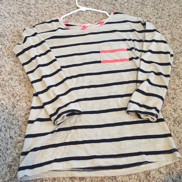 Pocket quarter sleeve tee