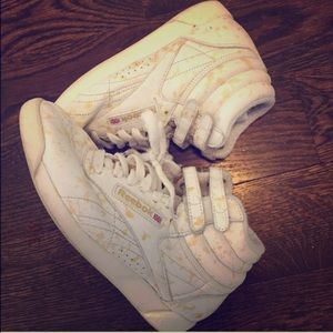 Vintage 80's gold-flecked reebok high tops 6.5