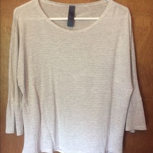 3/4 length sleeve top.. Super cute!