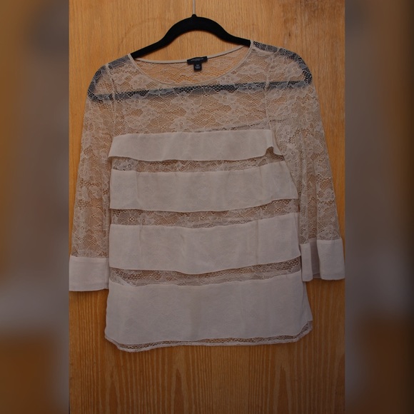 Anntaylor lace top