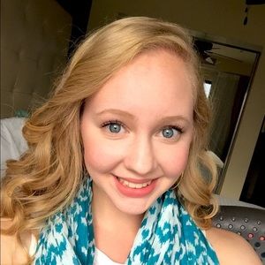 Meet your Posher, Avery