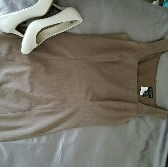 Ann Taylor Mid Dress