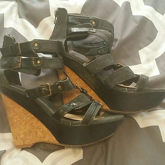Military look sexy shoes - Picture 1 of 3