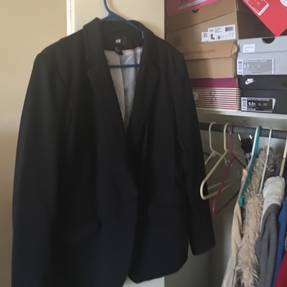 Blazer - Picture 2 of 4