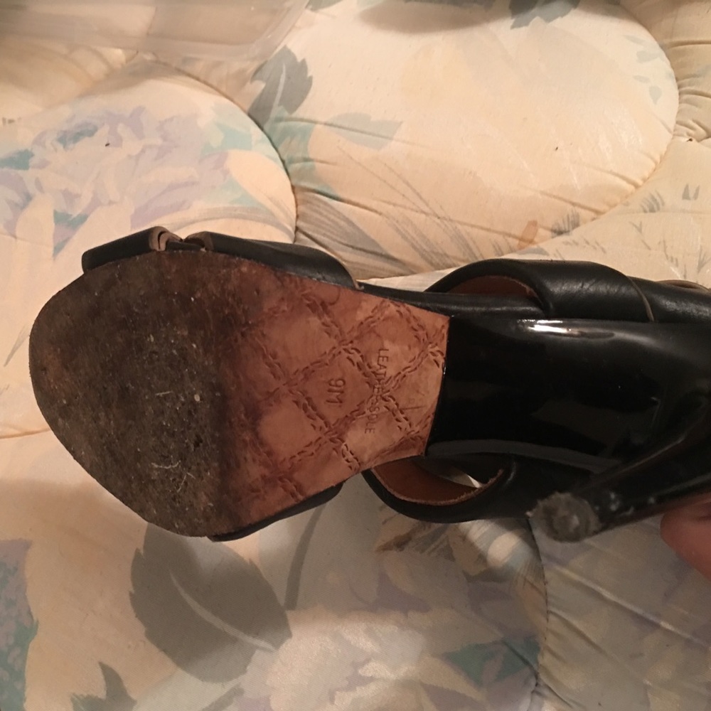 LAMB heels - Picture 3 of 3