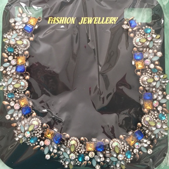 Jewel bib necklace