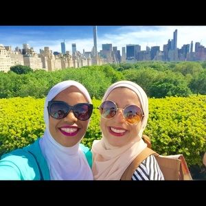 Meet your Posher, Aya