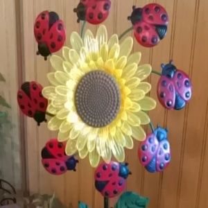 Meet your Posher, Holly