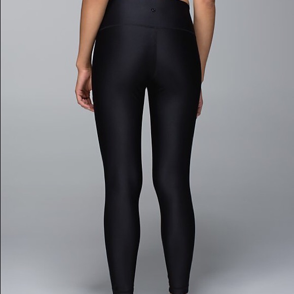 NWOT lululemon shine tights size 2 high waisted