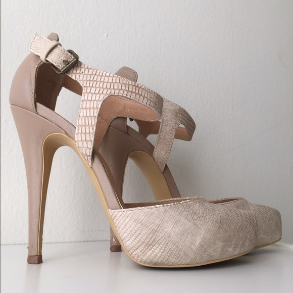 Marco Santi Pumps