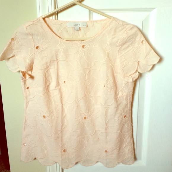 Ann Taylor Loft Peach Eyelet Crop Top