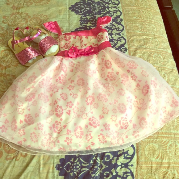 Toddler complete outfit bundle😀