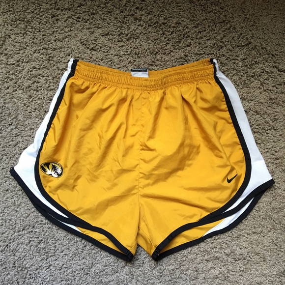 Women's Nike Tempo Shorts - Mizzou