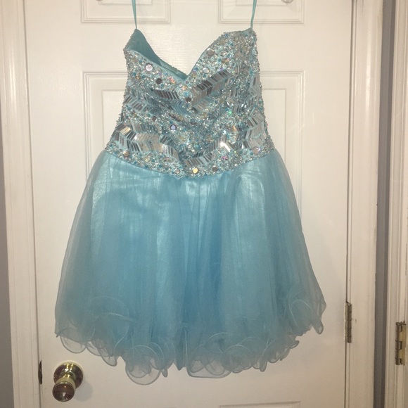 Blue prom dress - Picture 3 of 4