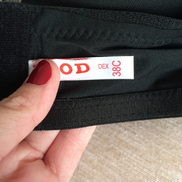 2 IZOD Demi Bras! - Picture 2 of 4