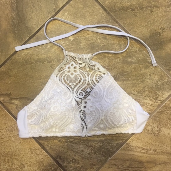 Adorable Lacey swimsuit top! - Picture 1 of 1