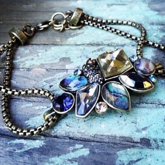 ⚠️ FLASHSALE 🆕 Statement Bracelet - Picture 2 of 4