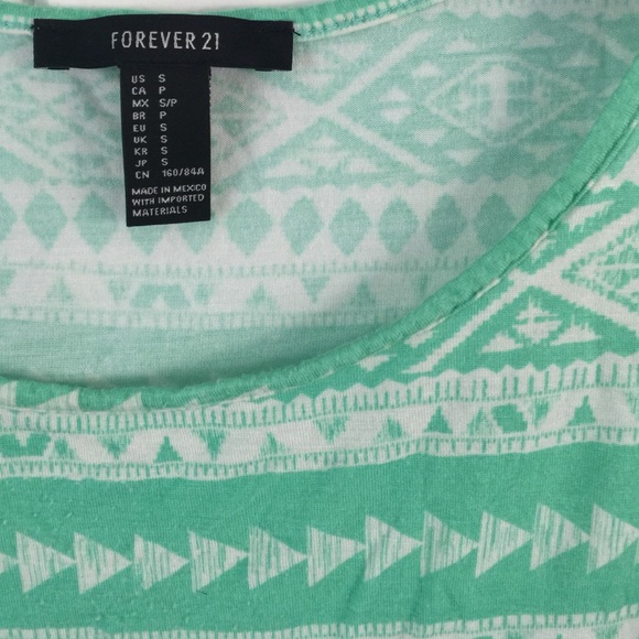 Forever 21 Tribal Print Tee / Shirt - Picture 3 of 3