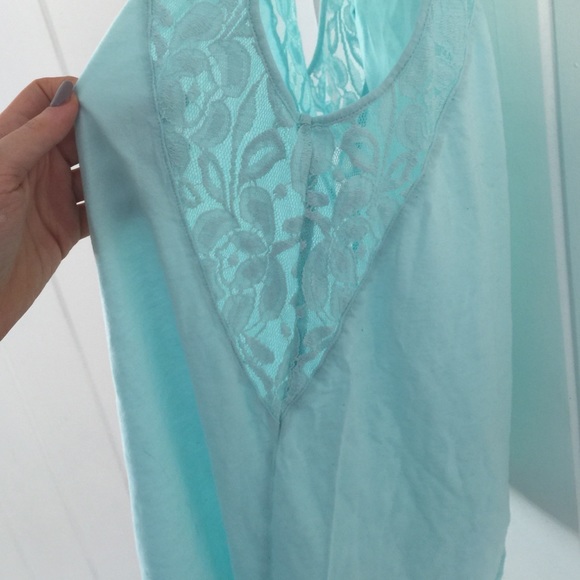 Forever 21 Lace Top - Picture 3 of 4