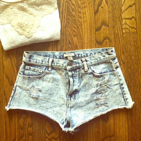 Forever 21 Pants - Forever 21 festival shorts