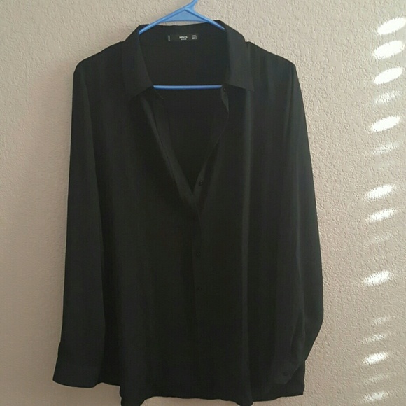 Black skirt and shirt