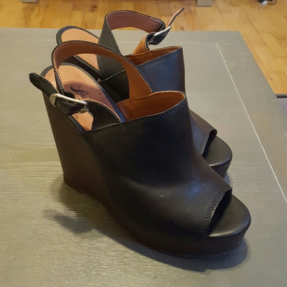Lucky Brand Open toe Wedges