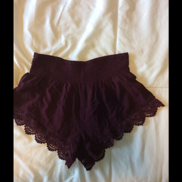F21 flowy shorts