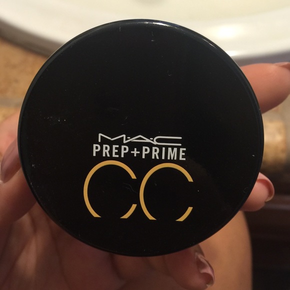 Mac loose powder