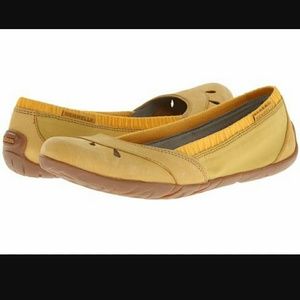 Merrell Whirl Glove Flats in Yolk Yellow