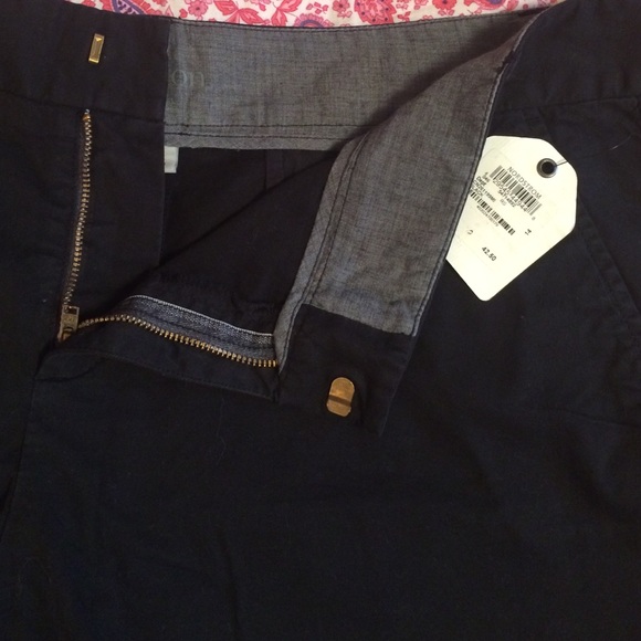 🎉Host Pick🎉NWT Caslon Clean Front Black shorts - Picture 3 of 3