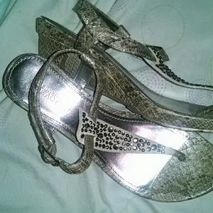 Kenneth cole reaction wedges