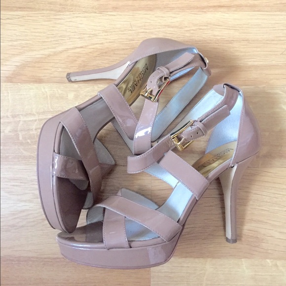 Michael Kors Evie Platform 7M Khaki - Picture 4 of 4