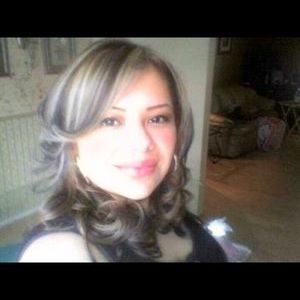 Meet your Posher, Isela