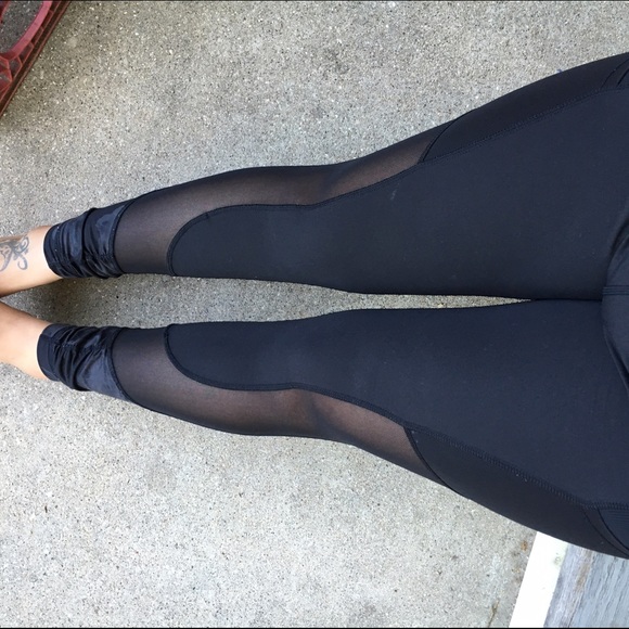 Lululemon Seek The Heat Pant