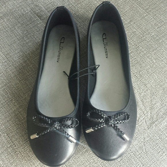 CL by LAUNDRY Shoes - 🔥CL by LAUNDRY🔥BLACK FLATS W/ BRAIDED BOW