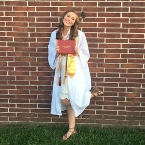 Meet your Posher, Gabriela