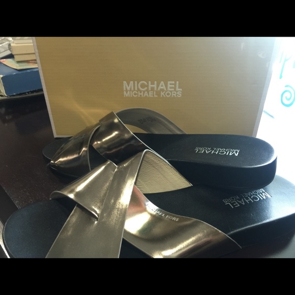 Sold another site MK Somerly metallic leather - Picture 2 of 4