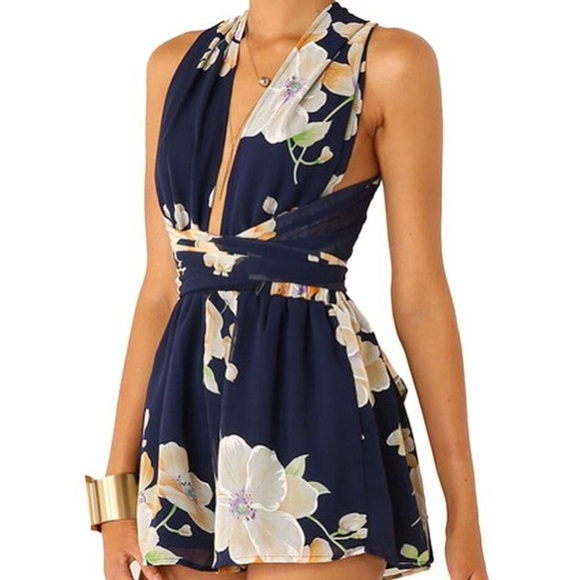 Pants - 🆕Chiffon V Neck Floral Romper 🎊🎉HOST PICK🎊