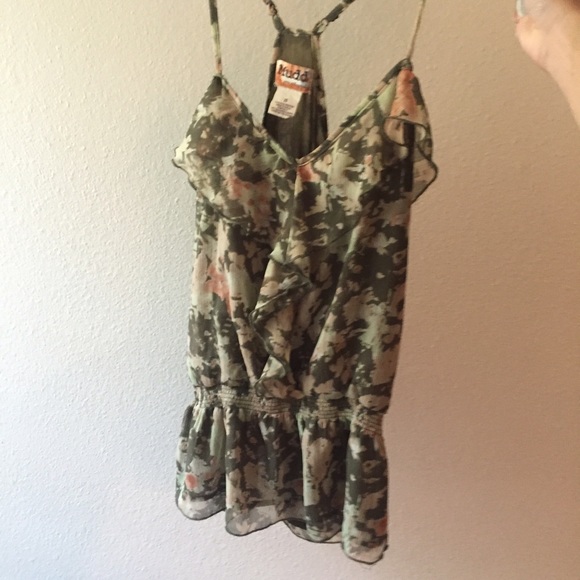 Green Tank - Picture 1 of 1