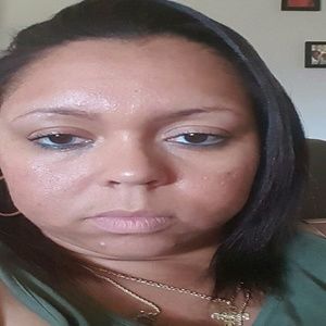 Meet your Posher, Felisha