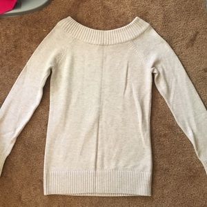 ⬇️ price drop- today only-Banana republic sweater
