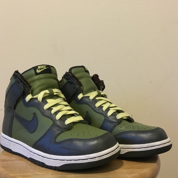 Olive, Dark Green, Faux Fur interior Nike Sneaker.