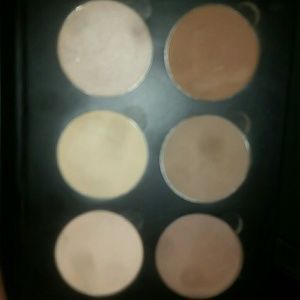 Anastasia  contour kit.