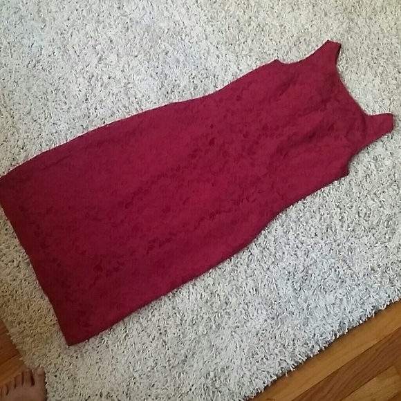 Banana Republic maroon lace dress