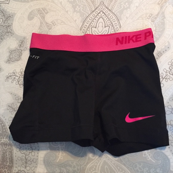 Nike pro!