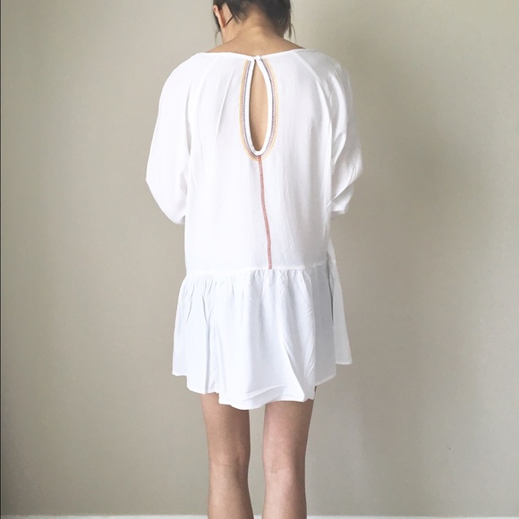 ✳️White embroidered pattern tunic top dress - Picture 2 of 4