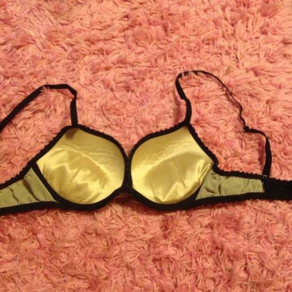 Bra - Picture 2 of 3