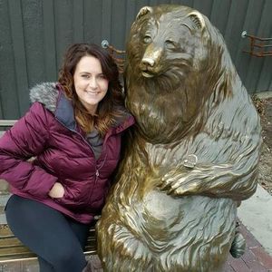 Meet your Posher, Kelly