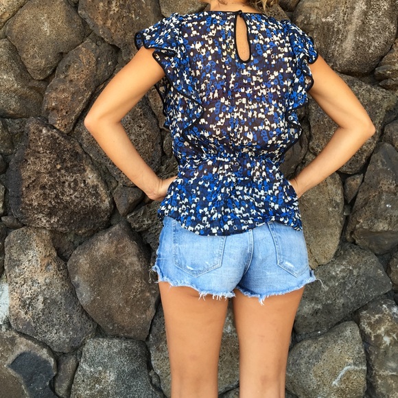 Flowy Blouse - Picture 2 of 2