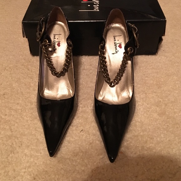 Patent leather pointy toe pumps - Picture 3 of 4